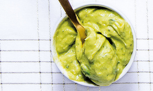 Salsa de aguacate y yogurt