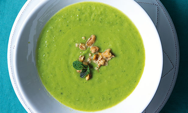 Crema de guisantes con menta